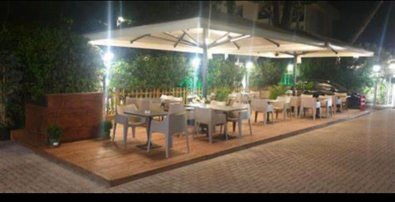 Hotel Carlton Riccione Esterno foto