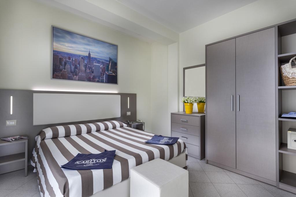 Hotel Carlton Riccione Esterno foto