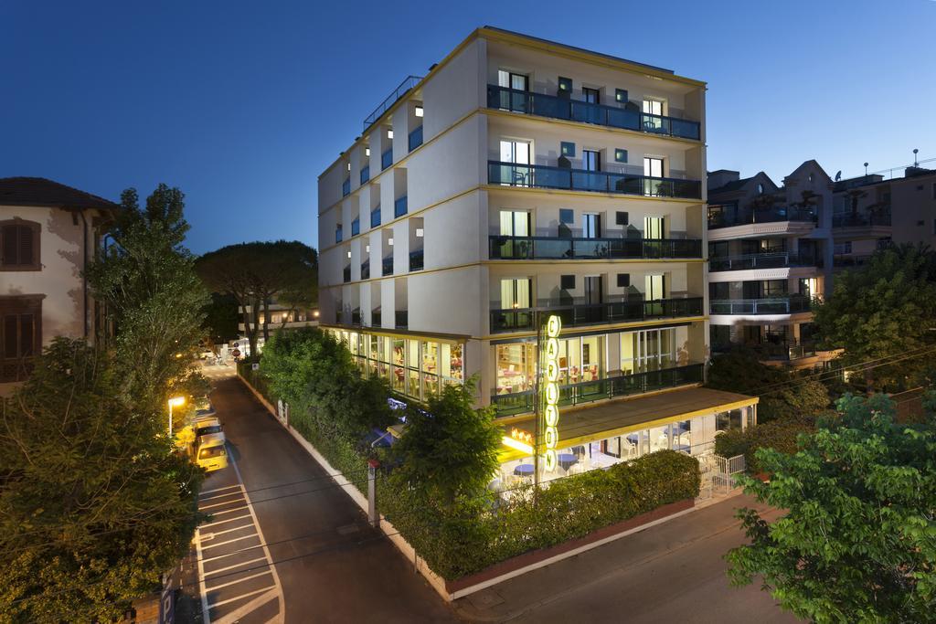 Hotel Carlton Riccione Esterno foto